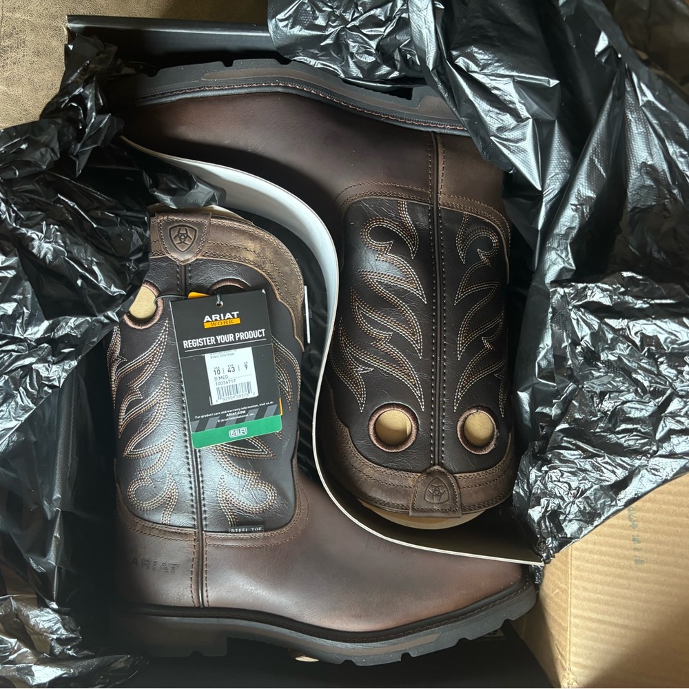 Ariat Men's Dark Brown Cowboy Boots